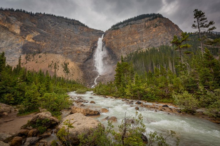 143 Canada, Yoho NP, takakkaw falls.jpg